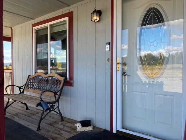 37404 North Elk Chattaroy Road Elk, WA 99009 - Photo 1 of 31
