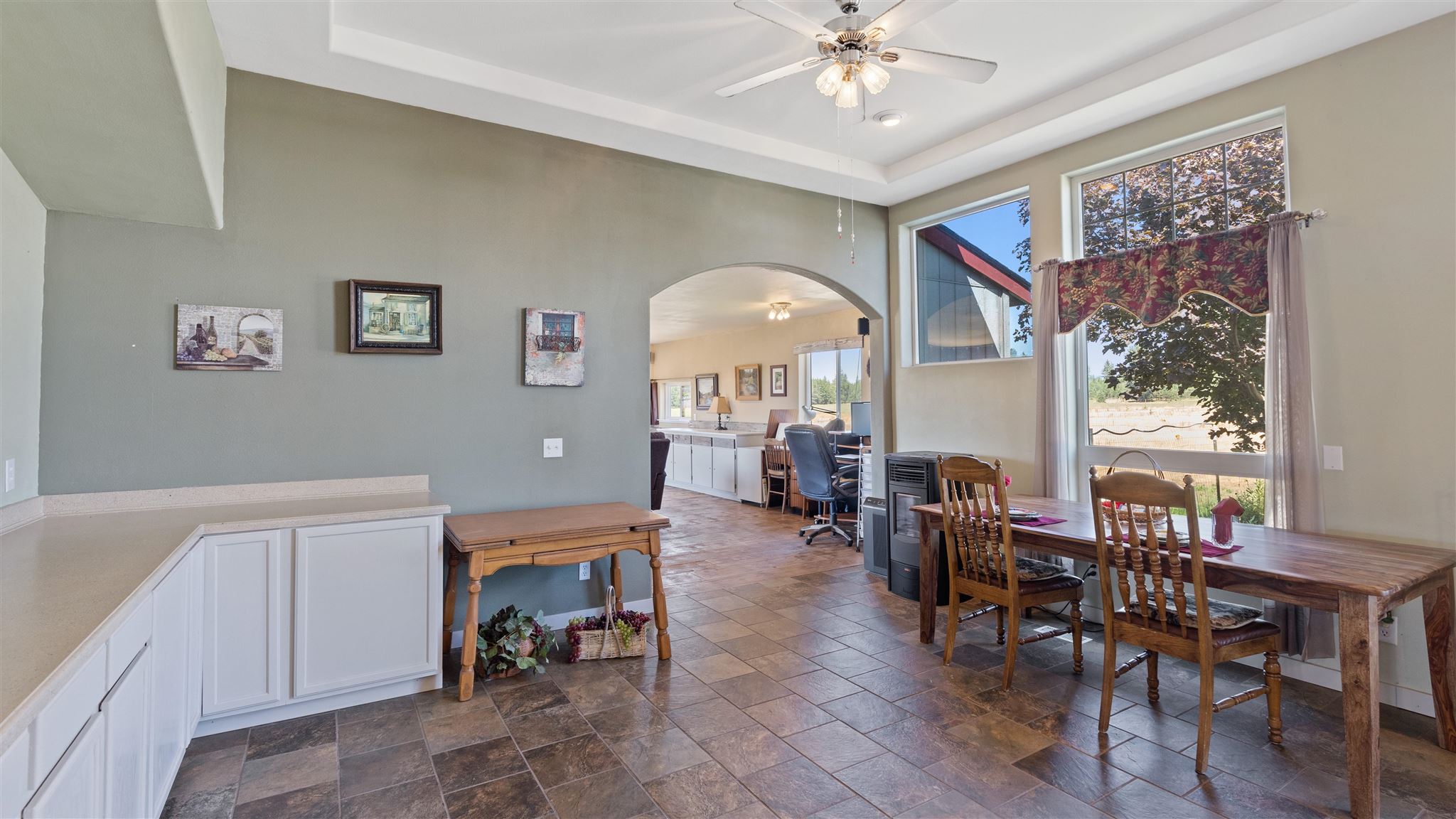 37404 North Elk Chattaroy Road Elk, WA 99009 - Photo 16 of 31