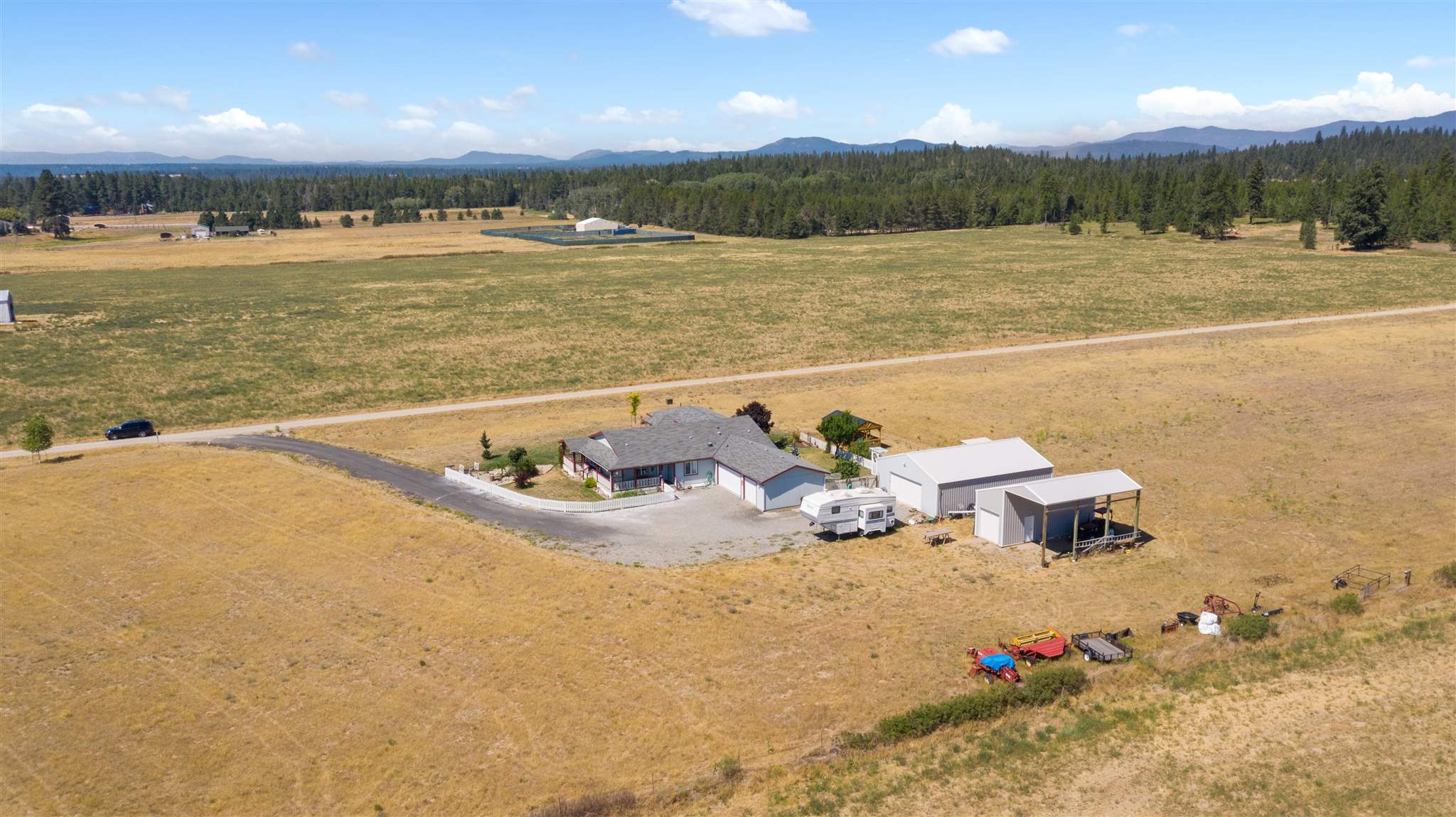 37404 North Elk Chattaroy Road Elk, WA 99009 - Photo 23 of 31