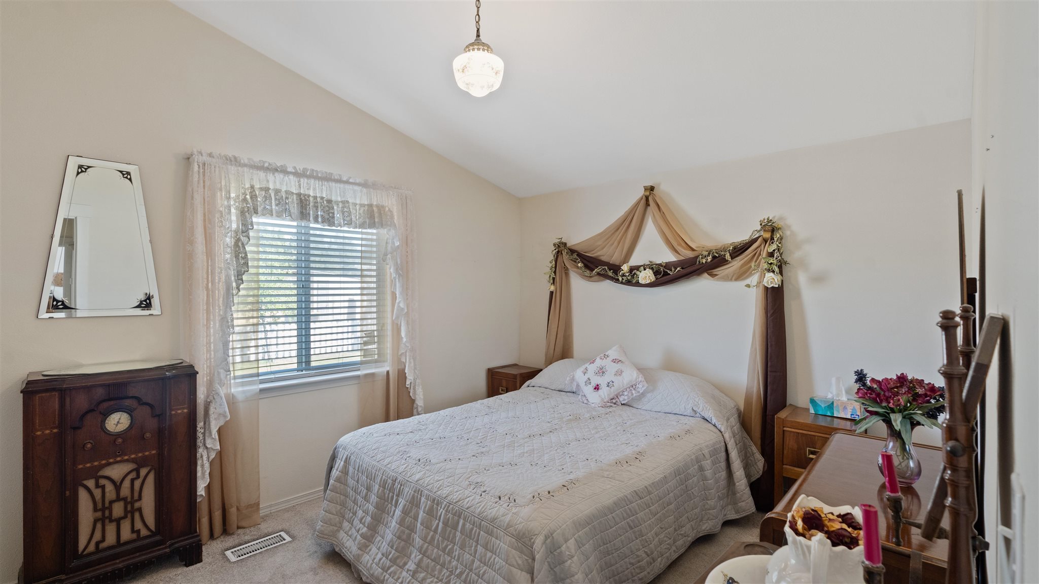 37404 North Elk Chattaroy Road Elk, WA 99009 - Photo 10 of 31