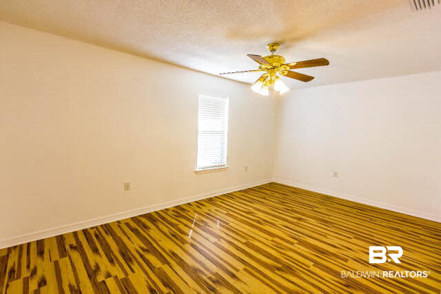 21675 Broad Street Silverhill, AL 36576 - Photo 21 of 31 Ceiling Fan