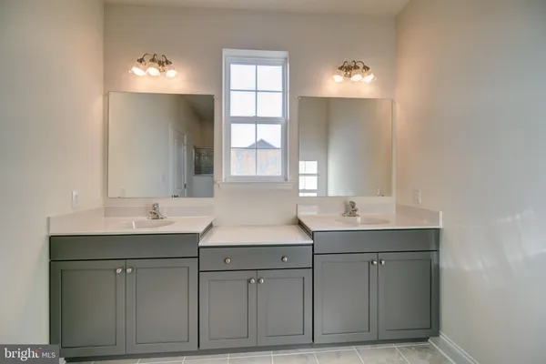 $550,990 | 211 Laks Court, Unit LEGEND, Smyrna, DE 19977