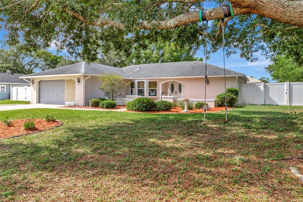 10412 Avila Street Spring Hill, FL 34608 - Photo 5 of 41