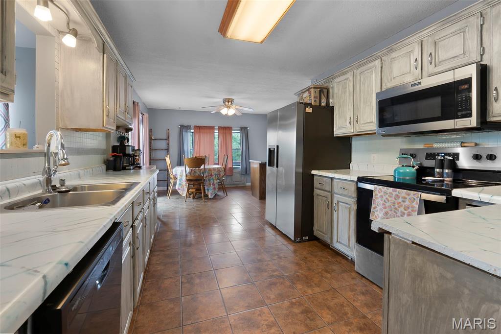 1321 State Route West Poplar Bluff, MO 63901 - Photo 11 of 55 Gallery Image 11