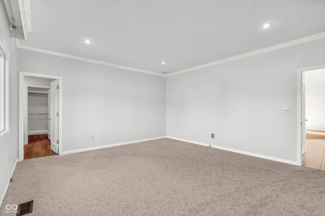 $655,000 | 958 Tamarack Cir N Drive, Indianapolis, IN 46260