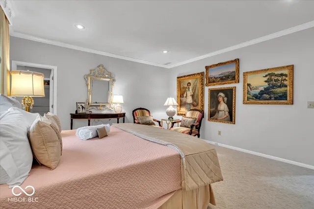 $655,000 | 958 Tamarack Cir N Drive, Indianapolis, IN 46260