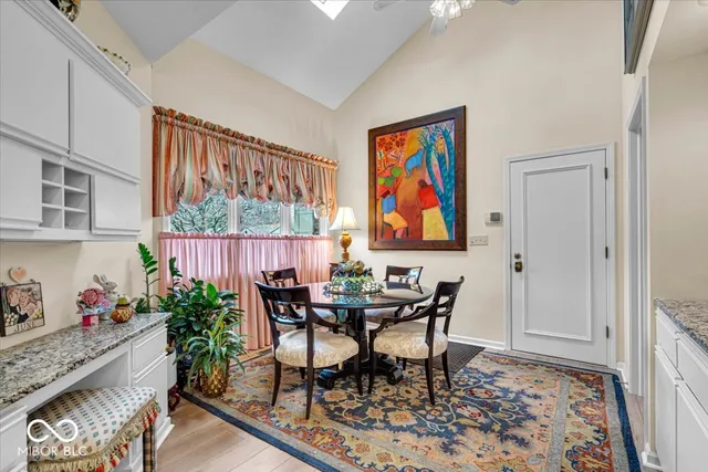 $655,000 | 958 Tamarack Cir N Drive, Indianapolis, IN 46260