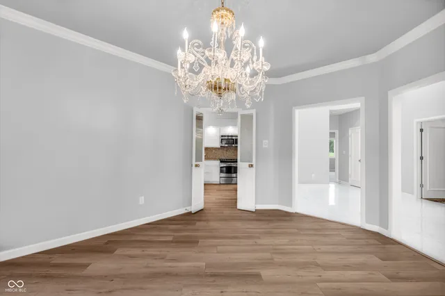 $655,000 | 958 Tamarack Cir N Drive, Indianapolis, IN 46260