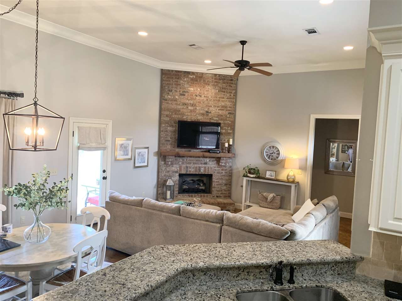 135 Rhodes Lane Canton, MS 39046 - Photo 3 of 16 Photo 3