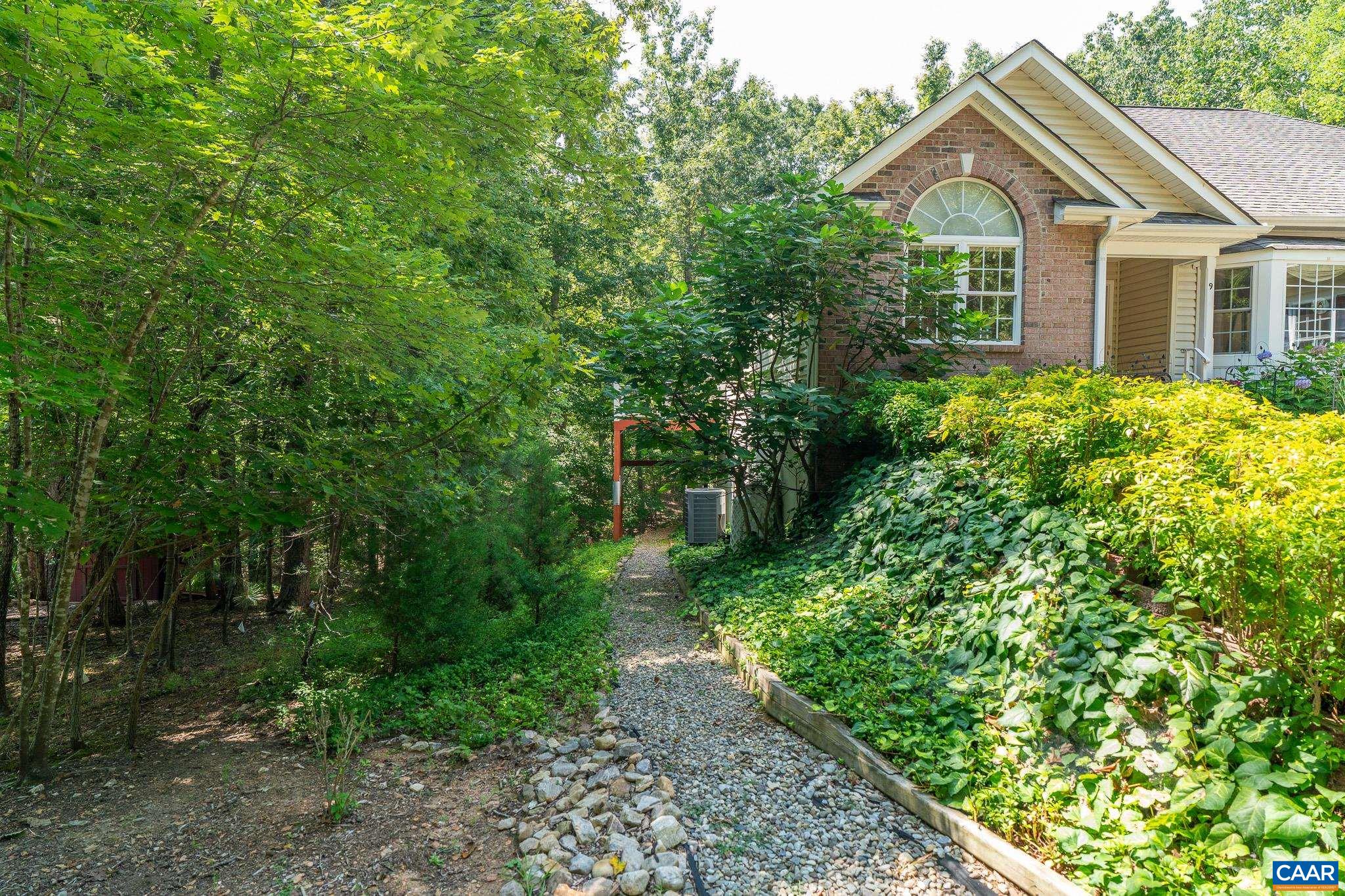 9 Hawks Place Palmyra, VA 22963 - Photo 4 of 63 a view of a house with a yard