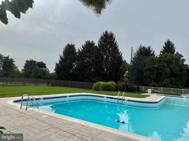 $749,900 | 4 Dogleg Lane, Lawrenceville, NJ 08648