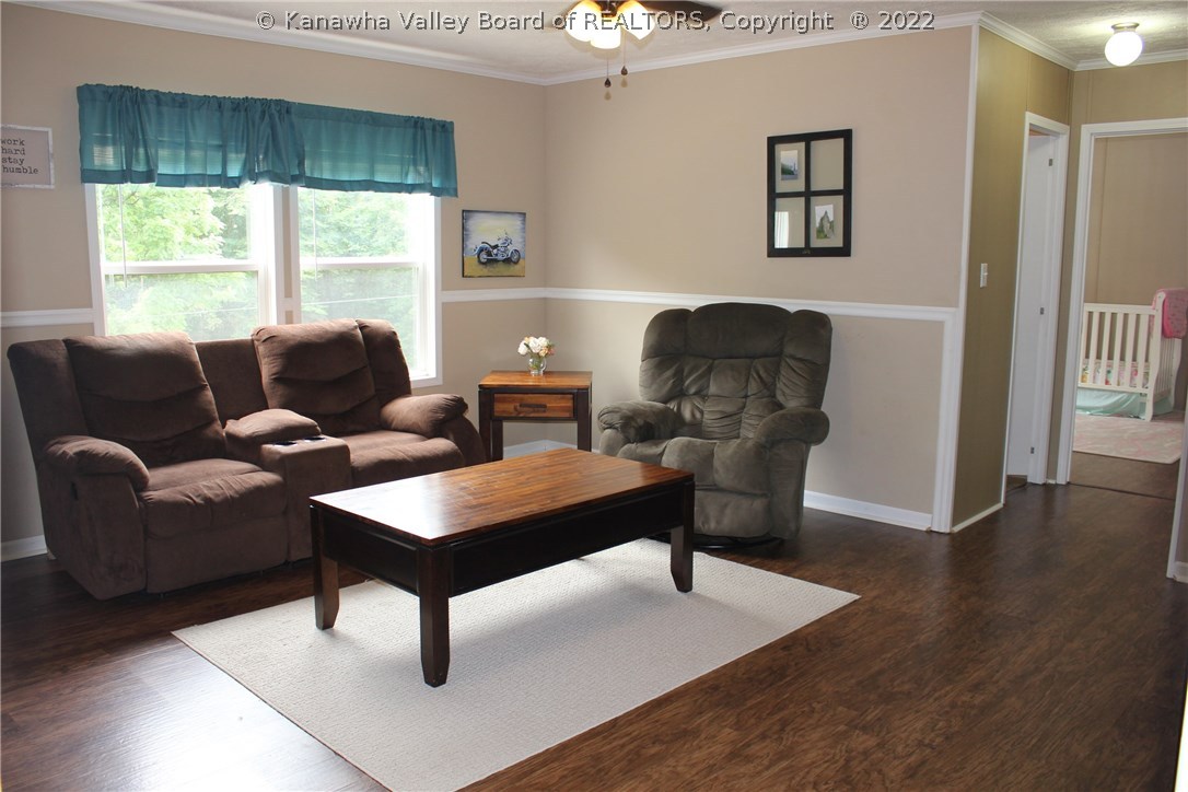 615 Hope Acres Road Elkview, WV 25071 - Photo 7 of 27 Gallery Image 7