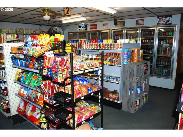 a view of water fountain with outdoor seating