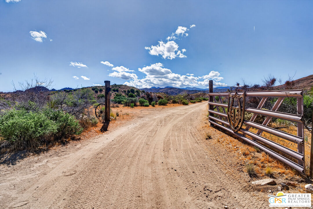 53408 Stud Valley Road Pioneertown, CA 92268 - Photo 4 of 49