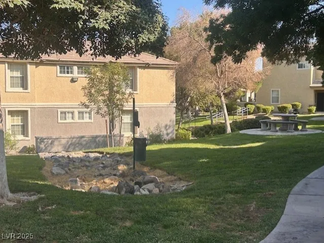 $299,999 | 1704 Queen Victoria Street, Unit 102, Las Vegas, NV 89144