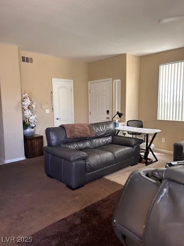 $299,999 | 1704 Queen Victoria Street, Unit 102, Las Vegas, NV 89144