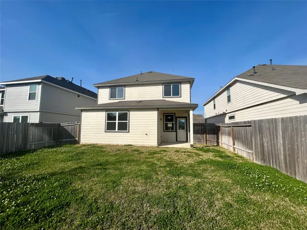 $2,000 | 2831 Autumn Mist Lane, Conroe, TX 77304