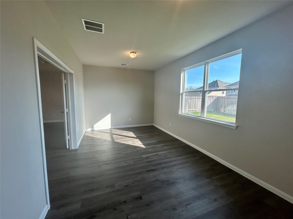 2831 Autumn Mist Lane Conroe, TX 77304 - Photo 9 of 27