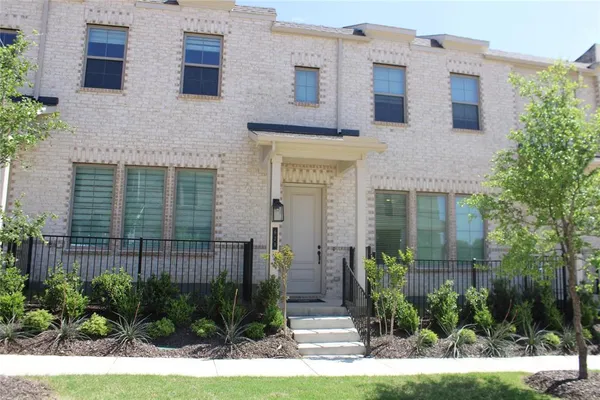 $2,750 | 628 Blue Rdg Drive, Mansfield, TX 76063