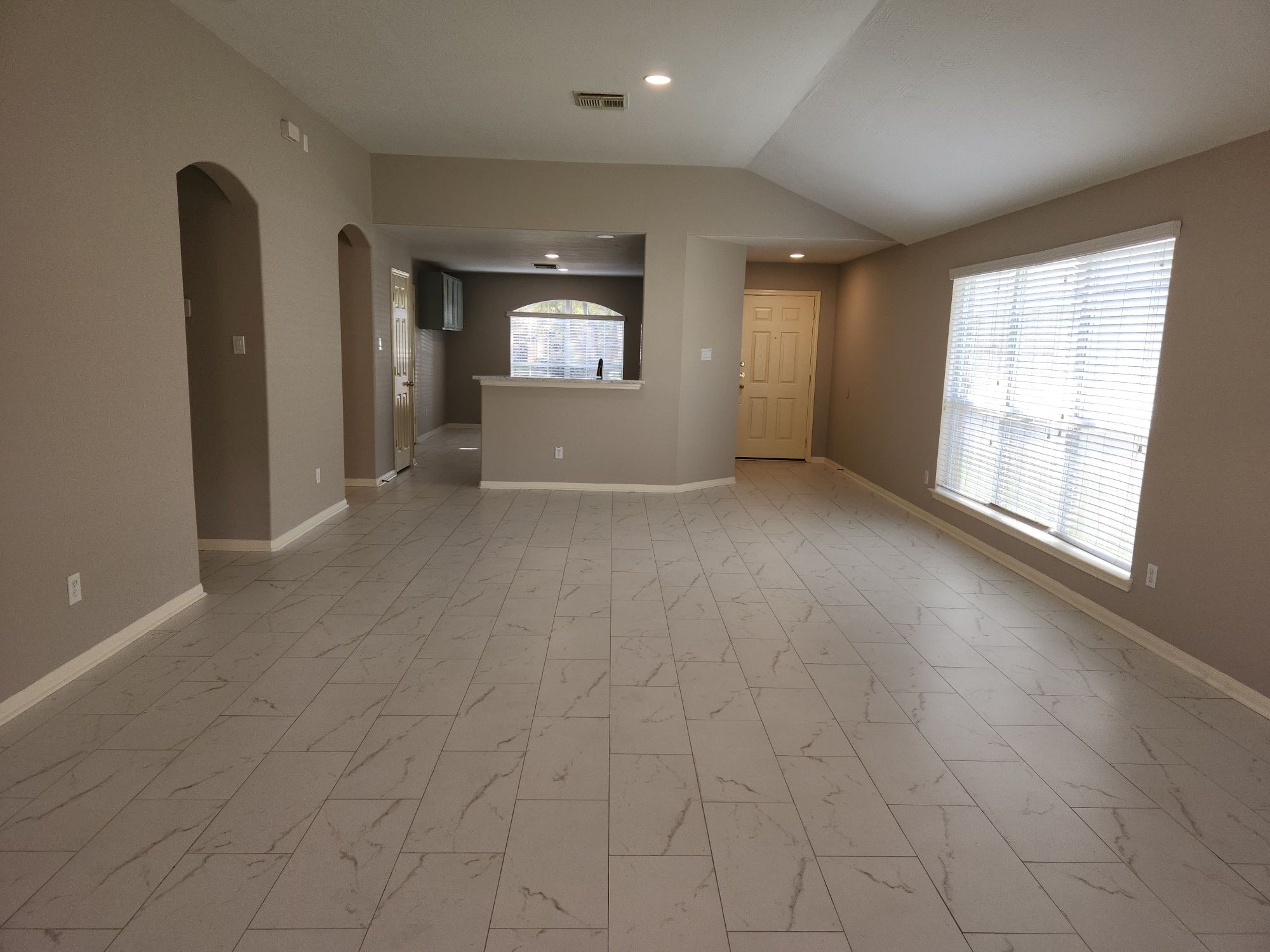 3907 Liberty Square Trail Fresno, TX 77545 - Photo 3 of 14