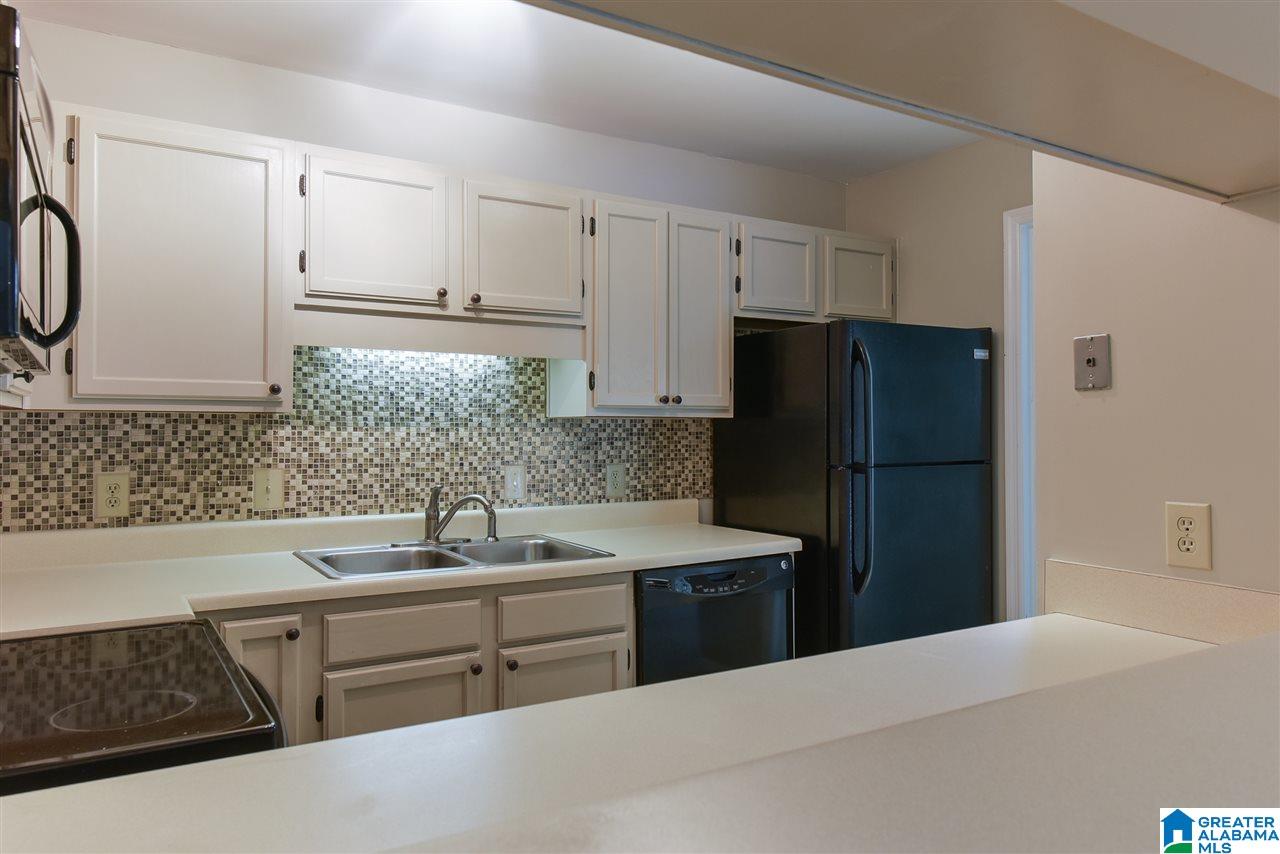 710 Gables Drive, Unit 710 Birmingham, AL 35244 - Photo 12 of 40
