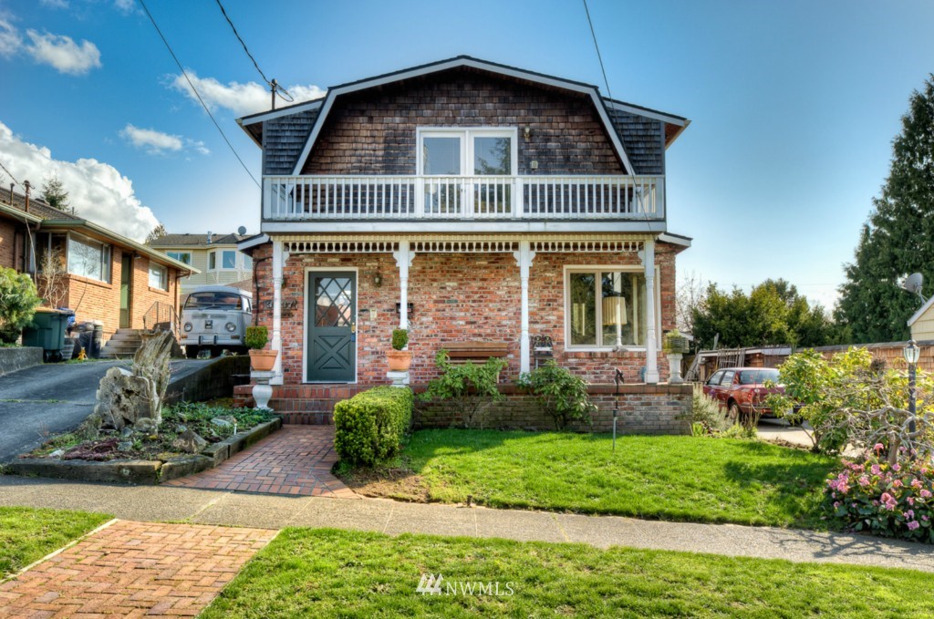 3937 Southwest Portland Street Seattle, WA 98136 - Photo 1 of 14 Gallery Image 1