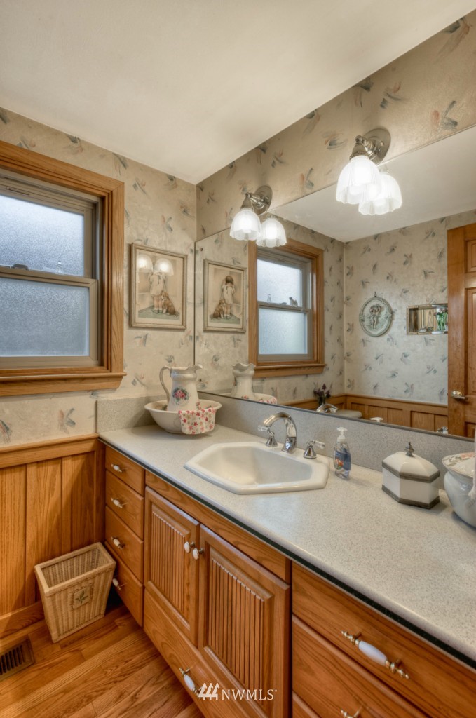 3937 Southwest Portland Street Seattle, WA 98136 - Photo 11 of 14 Gallery Image 11