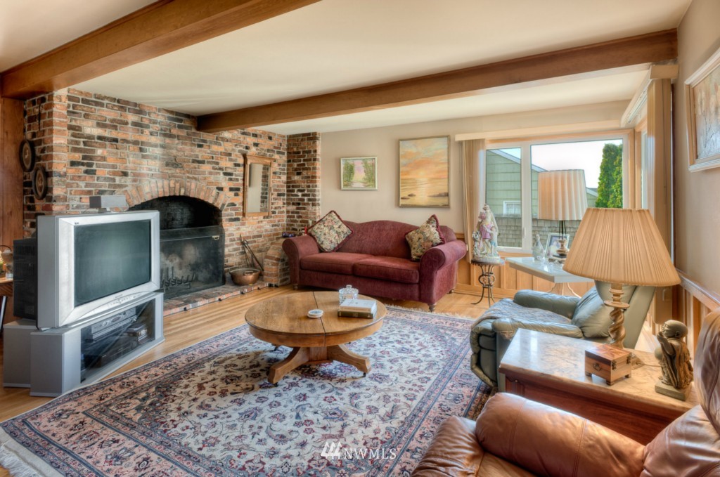 3937 Southwest Portland Street Seattle, WA 98136 - Photo 3 of 14 Gallery Image 3