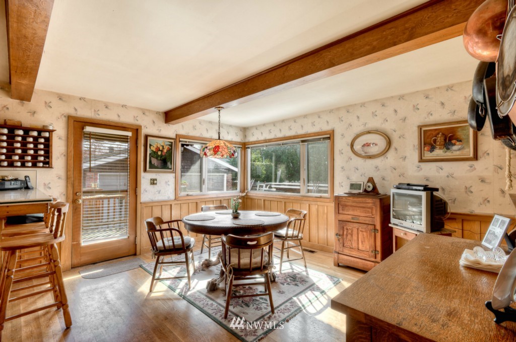 3937 Southwest Portland Street Seattle, WA 98136 - Photo 5 of 14 Gallery Image 5