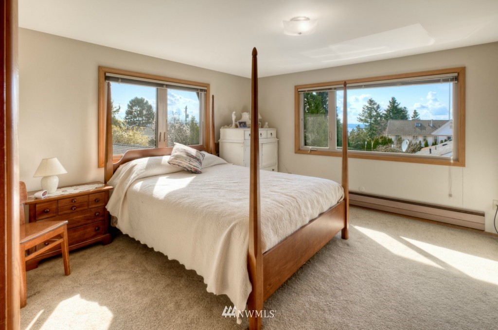 3937 Southwest Portland Street Seattle, WA 98136 - Photo 9 of 14 Gallery Image 9