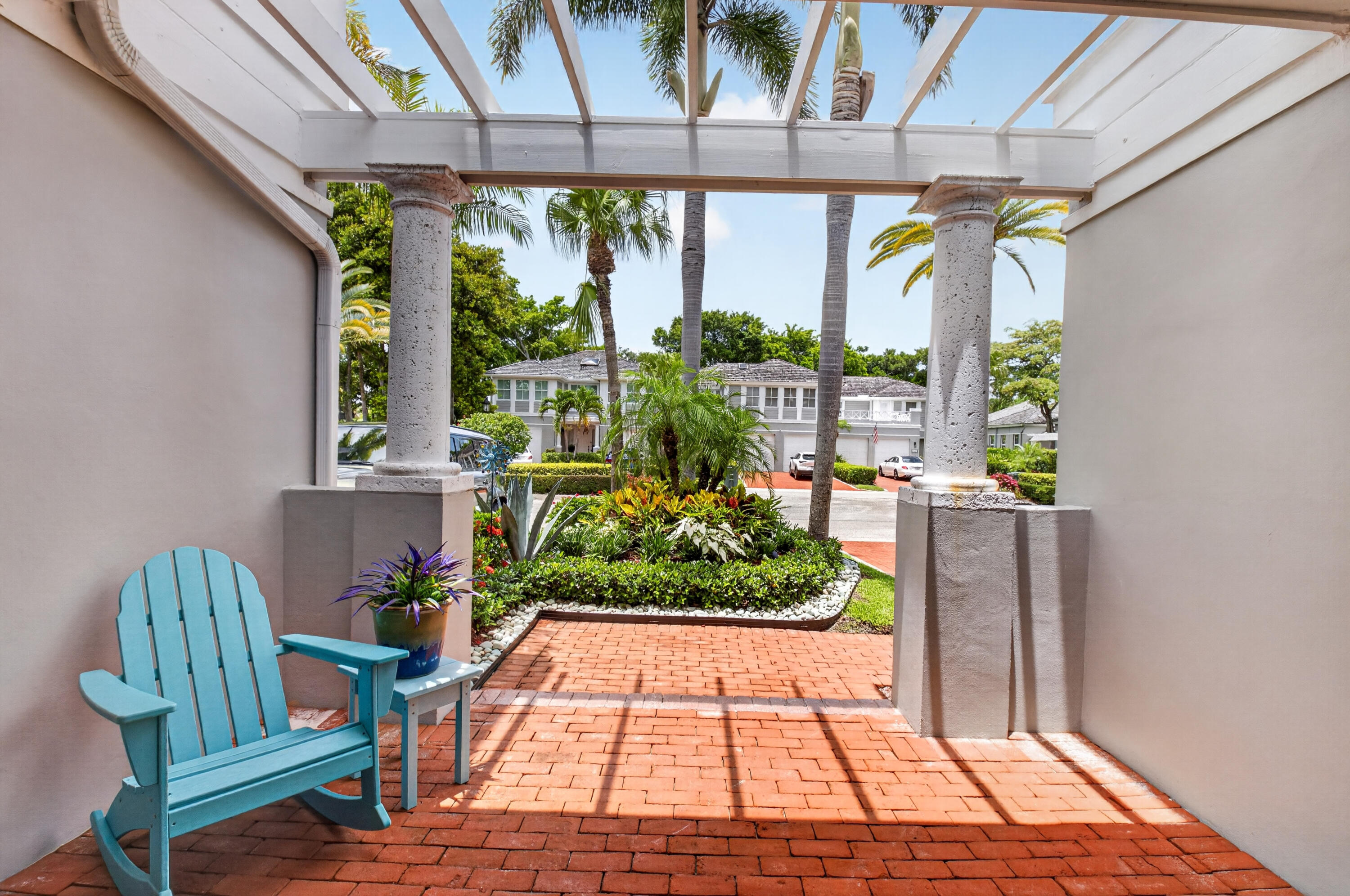 5656 Cambridge Boulevard Boca Raton, FL 33496 - Photo 61 of 131 Front Entry