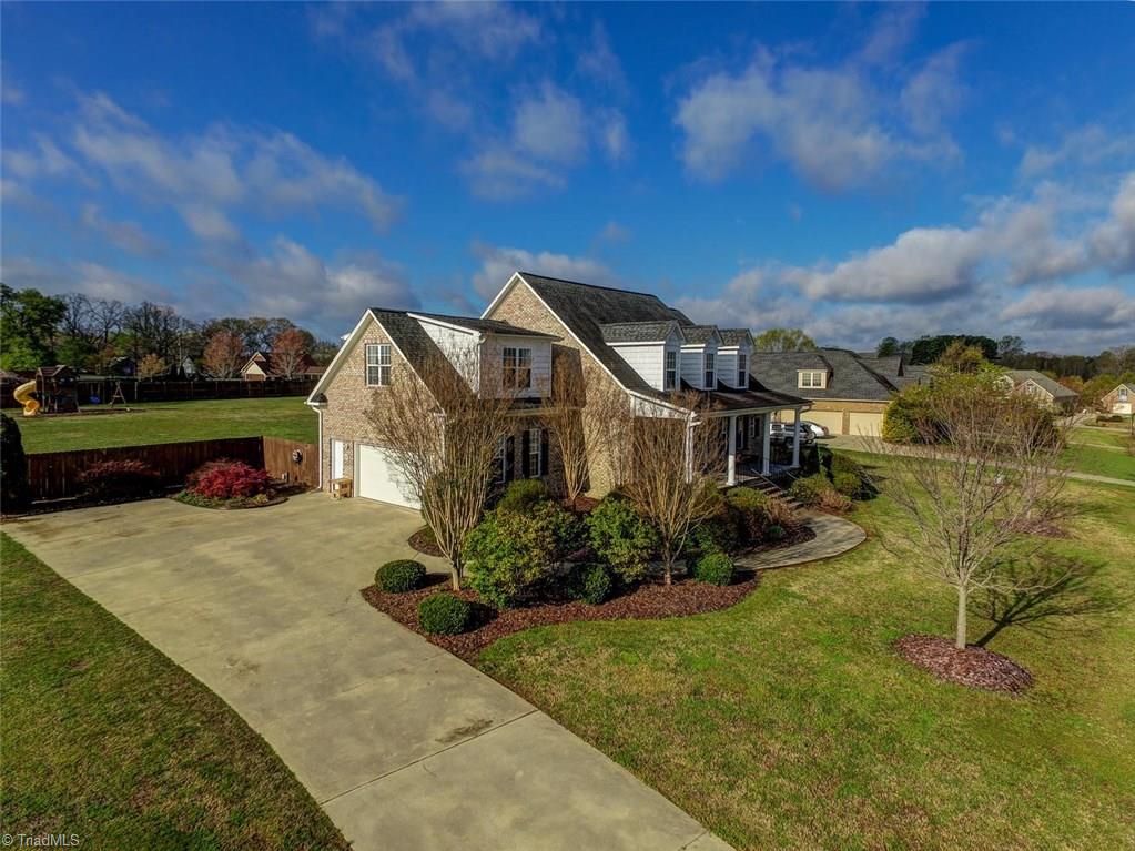 1746 Diercrest Street Oak Ridge, NC 27310 - Photo 3 of 30