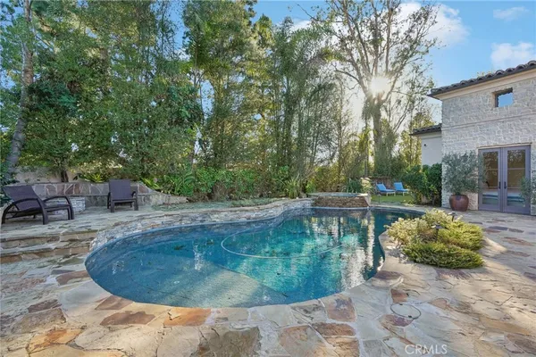 $7,188,000 | 2232 Vía La Brea, Palos Verdes Estates, CA 90274