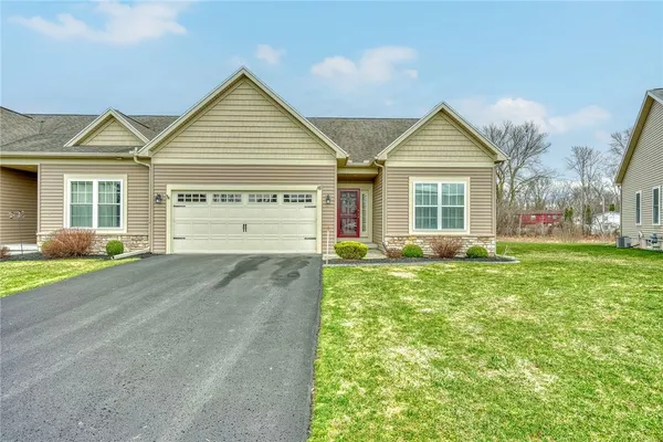 $299,900 | 16 Harbour Oaks Way, Gates, NY 14624