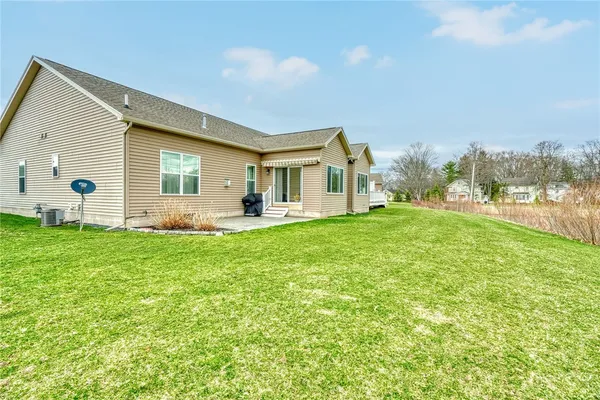 $299,900 | 16 Harbour Oaks Way, Gates, NY 14624