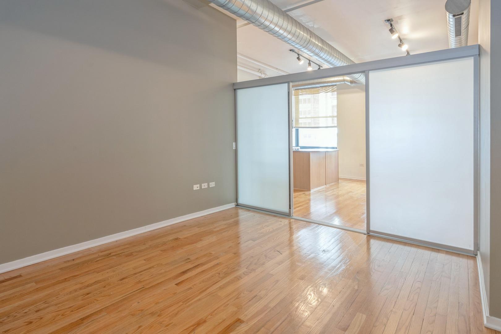 6 East Monroe Street, Unit 601 Chicago, IL 60603 - Photo 6 of 8
