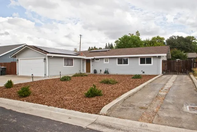 front view of house with a yard