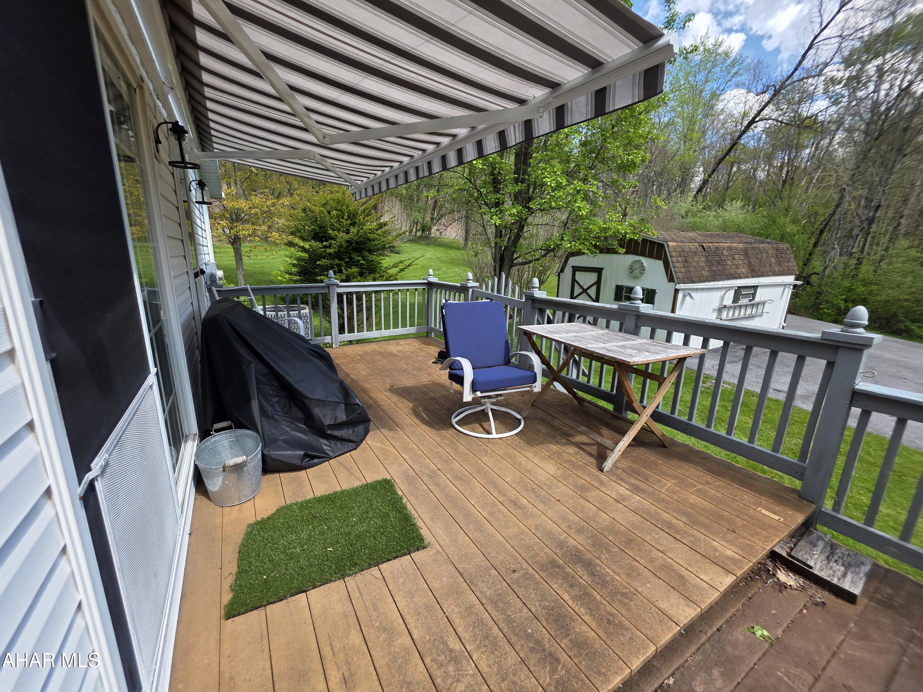 432 Black Snake Road Dysart, PA 16636 - Photo 17 of 46