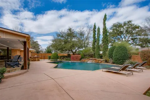 $1,565,000 | 7015 Midbury Drive, Dallas, TX 75230