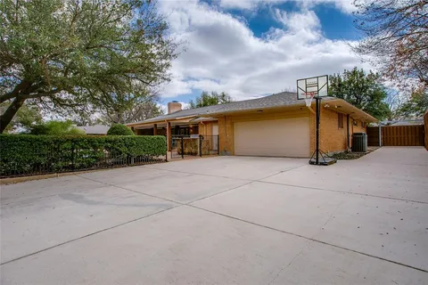 $1,565,000 | 7015 Midbury Drive, Dallas, TX 75230