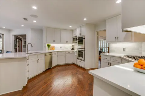 $1,565,000 | 7015 Midbury Drive, Dallas, TX 75230