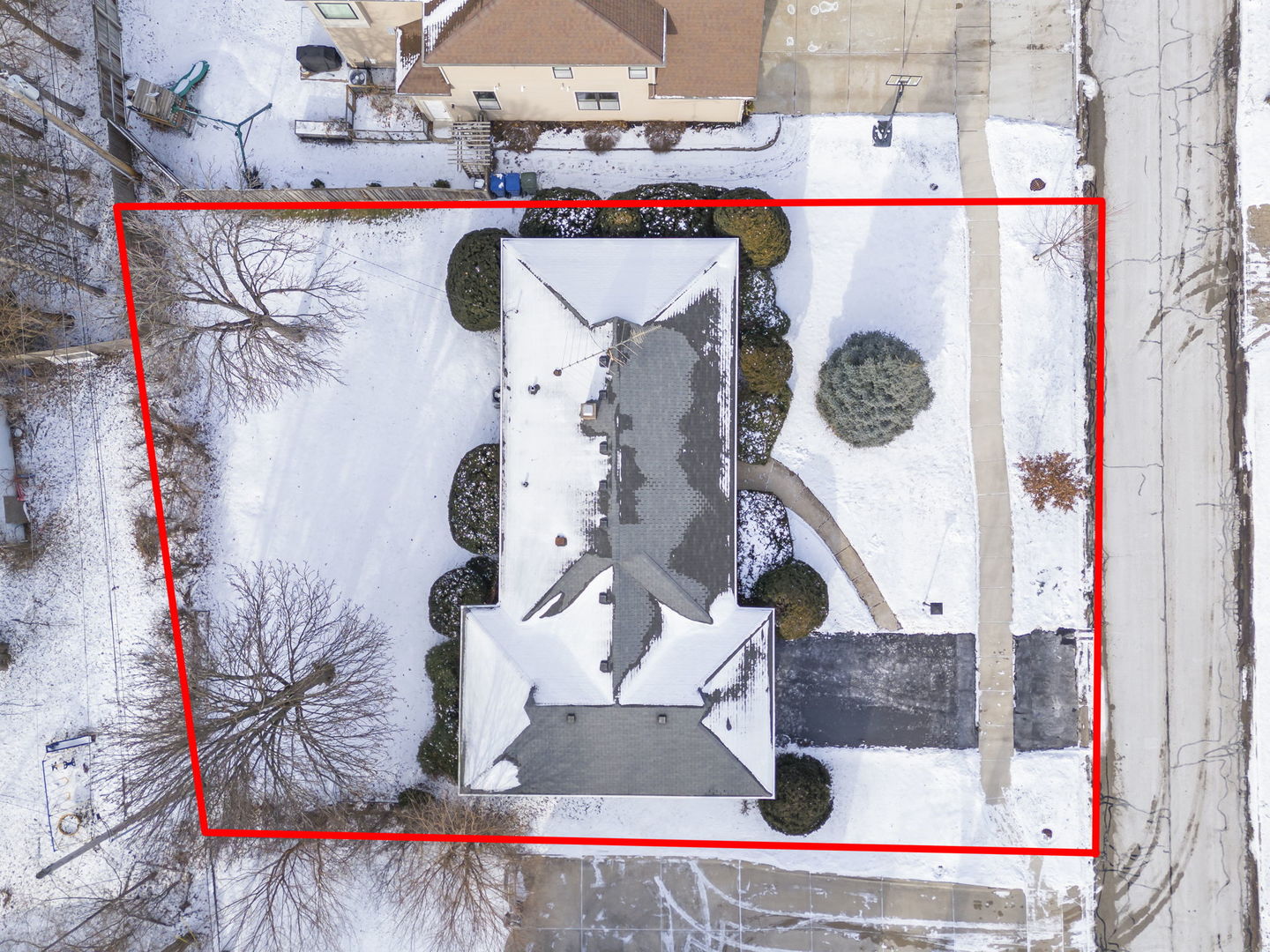 661 Willow Road Naperville, IL 60540 - Photo 2 of 18 Gallery Image 2
