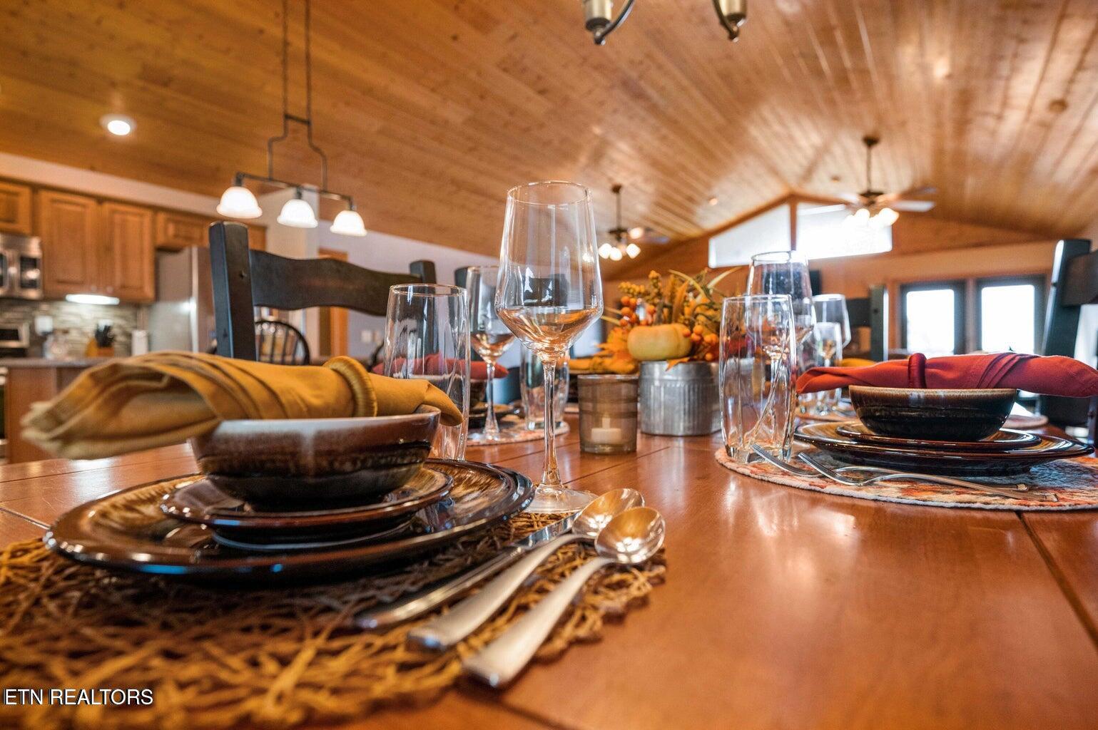 836 Sandra Way Kodak, TN 37764 - Photo 14 of 49 14_dining area