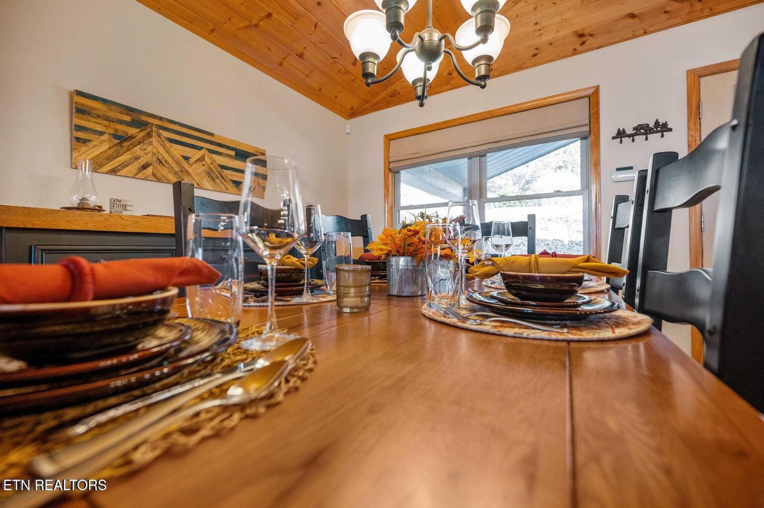 836 Sandra Way Kodak, TN 37764 - Photo 15 of 49 15_dining area