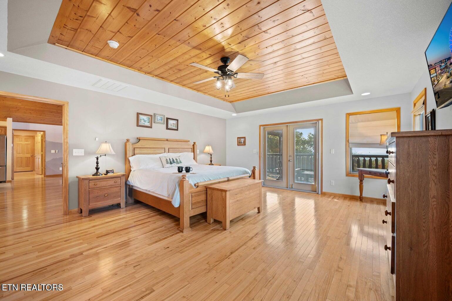 836 Sandra Way Kodak, TN 37764 - Photo 20 of 49 20_primary bed