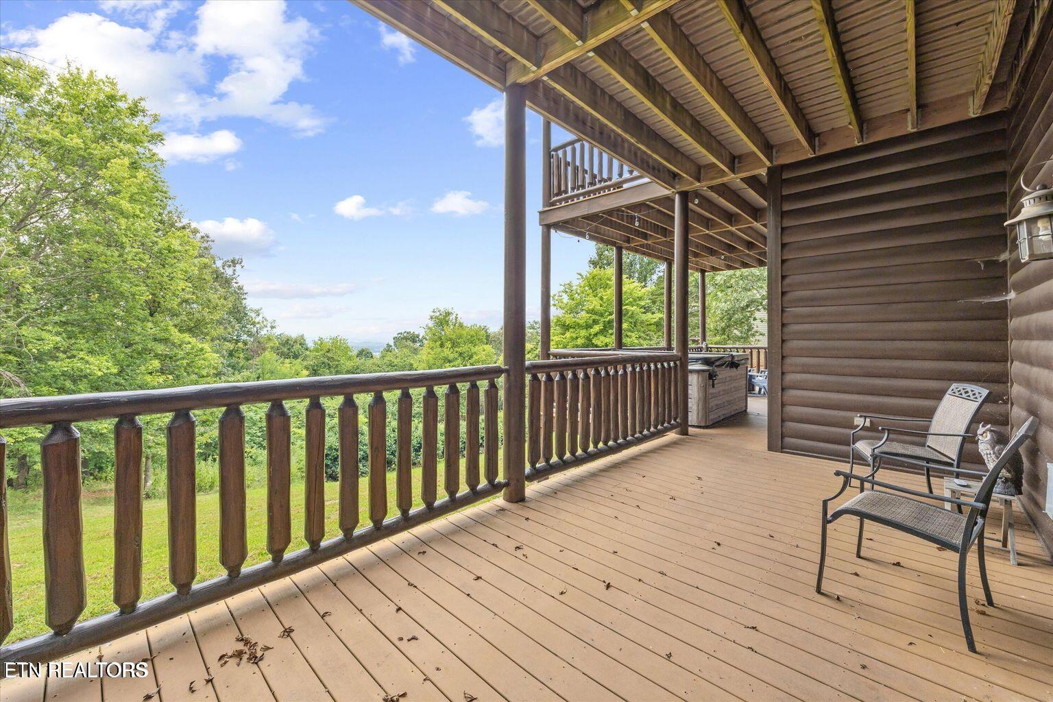 836 Sandra Way Kodak, TN 37764 - Photo 37 of 49 37_lower deck