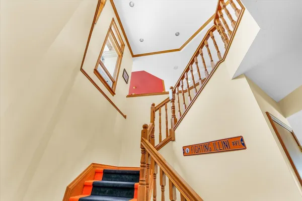 $1,100,000 | 401 M 2425 North, Mahomet, IL 61853