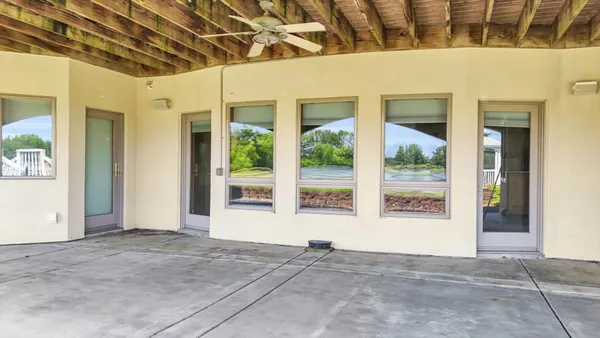 $1,100,000 | 401 M 2425 North, Mahomet, IL 61853