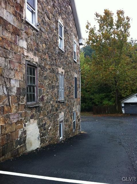 301 Main Street Slatington, PA 18080 - Photo 2 of 11 Gallery Image 2