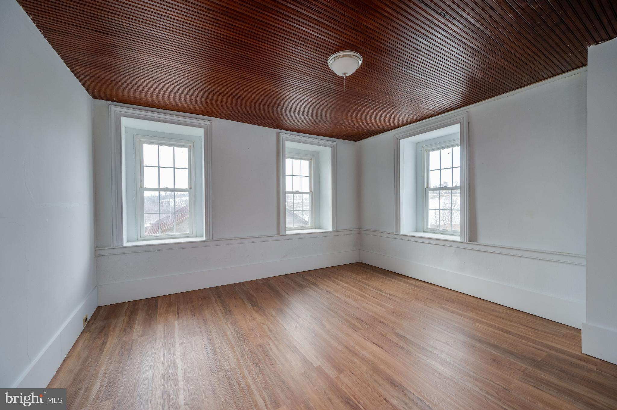 71 Walnut Road Hamburg, PA 19526 - Photo 46 of 55 Bright, airy space with charming wood accents.